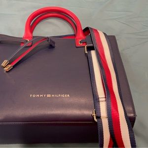 New Tommy Hilfiger Purse
